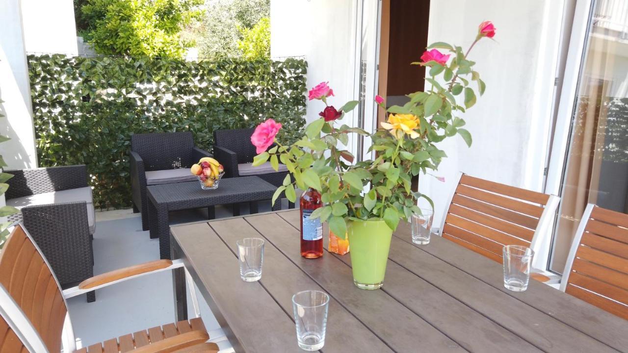 Guest House Kukuljica 2 ซาตอน ภายนอก รูปภาพ